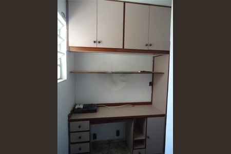 Casa à venda com 195m², 5 quartos e 2 vagas