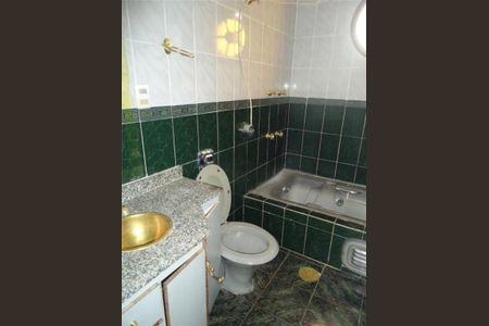 Casa à venda com 5 quartos, 195m² em Parque Sao Domingos, São Paulo