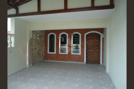 Casa à venda com 5 quartos, 195m² em Parque Sao Domingos, São Paulo