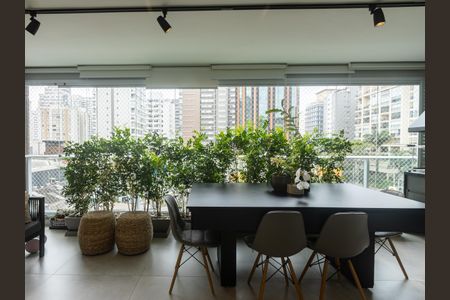 Apartamento à venda com 81m², 2 quartos e 2 vagas Apartamento à venda com 81m², 2 quartos e 2 vagasVaranda gourmet