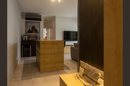 Apartamento à venda com 81m², 2 quartos e 2 vagas Apartamento à venda com 81m², 2 quartos e 2 vagasSala