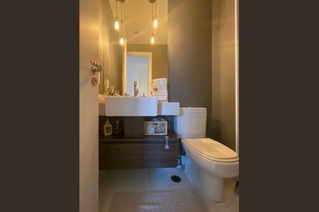 Apartamento à venda com 81m², 2 quartos e 2 vagas Apartamento à venda com 81m², 2 quartos e 2 vagasBanheiro Social