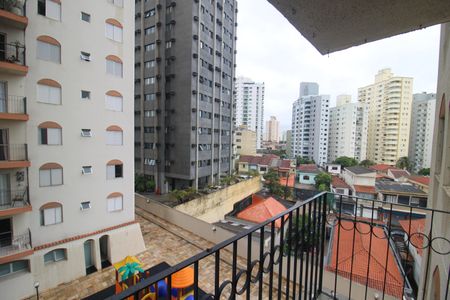 Apartamento à venda com 72m², 2 quartos e 1 vagaSala - varanda