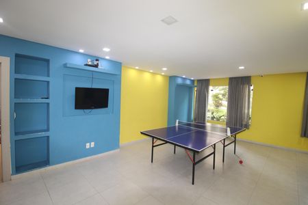 Apartamento à venda com 72m², 2 quartos e 1 vagaÁrea Comum