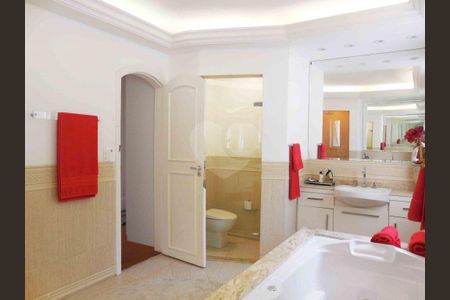 Casa à venda com 789m², 5 quartos e 6 vagas