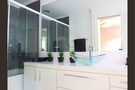 Casa à venda com 789m², 5 quartos e 6 vagas