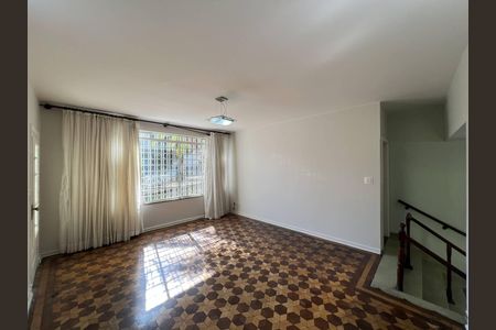 Casa à venda com 2 quartos, 181m² em Jardim Londrina, São Paulo