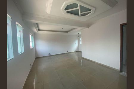 Casa à venda com 4 quartos, 177m² em Jardim Bela Vista, Santo André