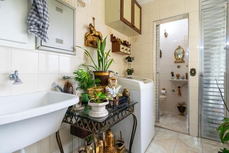 Apartamento à venda com 79m², 3 quartos e 1 vaga Apartamento à venda com 79m², 3 quartos e 1 vagaÁrea de Serviço