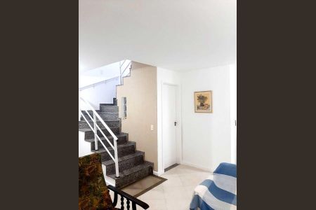 Casa à venda com 100m², 3 quartos e 2 vagas