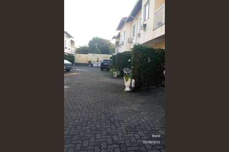 Casa à venda com 100m², 3 quartos e 2 vagas