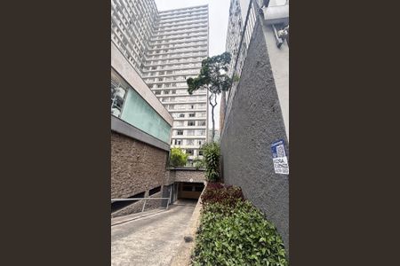 Studio para alugar com 42m², 1 quarto e sem vaga Studio para alugar com 42m², 1 quarto e sem vagafachada