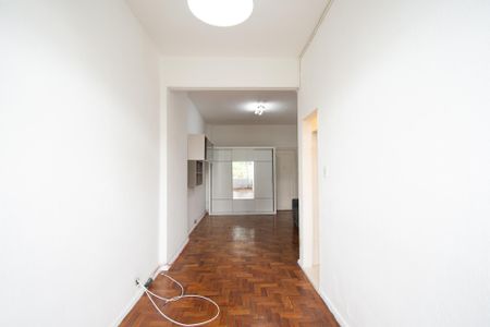 Studio para alugar com 42m², 1 quarto e sem vaga Studio para alugar com 42m², 1 quarto e sem vagaStudio
