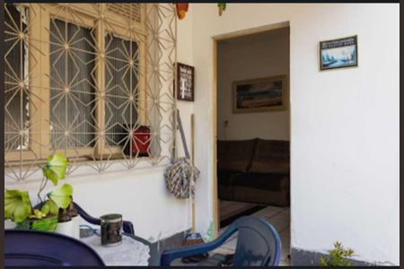 Casa à venda com 152m², 2 quartos e 2 vagas