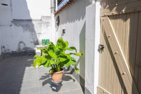 Casa à venda com 152m², 2 quartos e 2 vagas