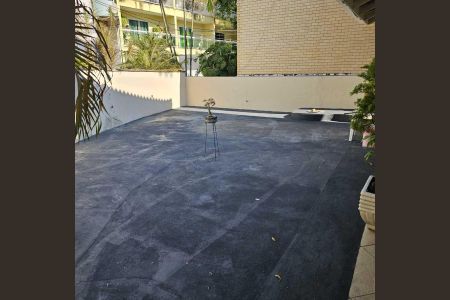 Casa à venda com 151m², 3 quartos e 2 vagas