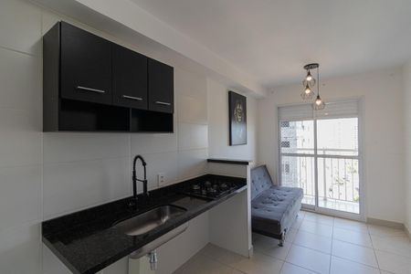 Sala/Cozinha/Área de Serviço  de apartamento para alugar com 1 quarto, 30m² em Vila Ré, São Paulo