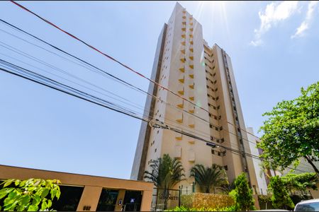 Apartamento à venda com 180m², 4 quartos e 3 vagasFachada