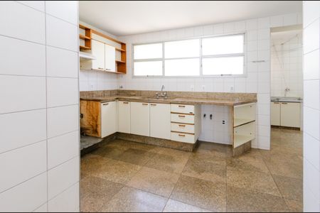 Apartamento à venda com 180m², 4 quartos e 3 vagasCozinha