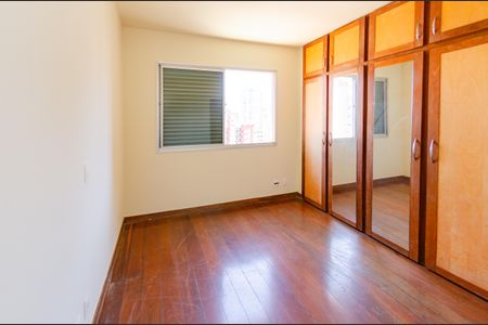 Apartamento à venda com 180m², 4 quartos e 3 vagasQuarto 1