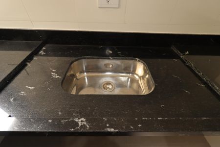 Apartamento à venda com 37m², 2 quartos e 1 vagaCozinha - Pia