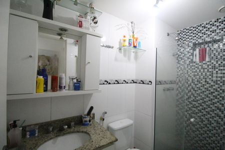 Apartamento à venda com 66m², 2 quartos e 1 vagaBanheiro social