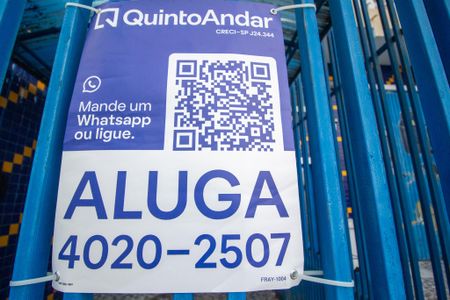 Casa para alugar com 400m², 4 quartos e 1 vaga Casa para alugar com 400m², 4 quartos e 1 vagaFachada