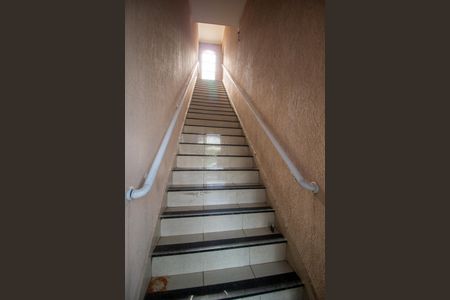 Casa para alugar com 400m², 4 quartos e 1 vaga Casa para alugar com 400m², 4 quartos e 1 vagaAcesso- Escada