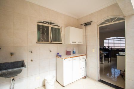 Casa para alugar com 400m², 4 quartos e 1 vaga Casa para alugar com 400m², 4 quartos e 1 vagaÁrea de Serviço