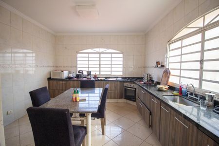 Casa para alugar com 400m², 4 quartos e 1 vaga Casa para alugar com 400m², 4 quartos e 1 vagaCozinha