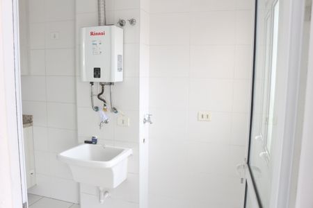 Apartamento para alugar com 65m², 2 quartos e 1 vagaÁrea de Serviço