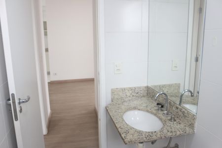 Apartamento para alugar com 65m², 2 quartos e 1 vagaBanheiro Social
