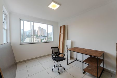Apartamento para alugar com 42m², 1 quarto e sem vaga Apartamento para alugar com 42m², 1 quarto e sem vagaSala