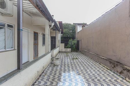 Casa à venda com 178m², 4 quartos e 1 vagaQuintal