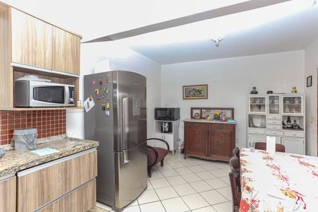 Casa à venda com 178m², 4 quartos e 1 vagaCozinha