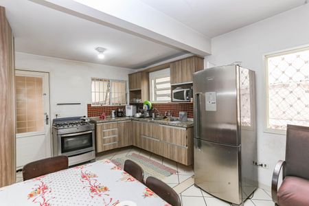 Casa à venda com 178m², 4 quartos e 1 vagaCozinha