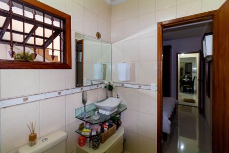 Casa à venda com 120m², 2 quartos e 2 vagas Casa à venda com 120m², 2 quartos e 2 vagasBanheiro da Suíte