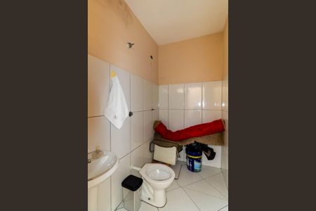 Casa à venda com 120m², 2 quartos e 2 vagas Casa à venda com 120m², 2 quartos e 2 vagasBanheiro de serviço