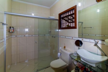 Casa à venda com 120m², 2 quartos e 2 vagas Casa à venda com 120m², 2 quartos e 2 vagasBanheiro da Suíte