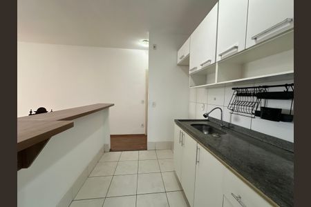 Apartamento para alugar com 71m², 3 quartos e 2 vagas Apartamento para alugar com 71m², 3 quartos e 2 vagasCozinha
