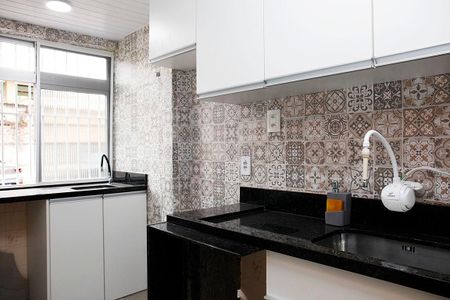 Apartamento à venda com 60m², 2 quartos e 1 vagaCozinha + Área de Serviço