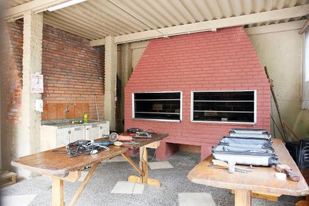 Apartamento à venda com 60m², 2 quartos e 1 vagaÁrea Comum - Churrasqueira