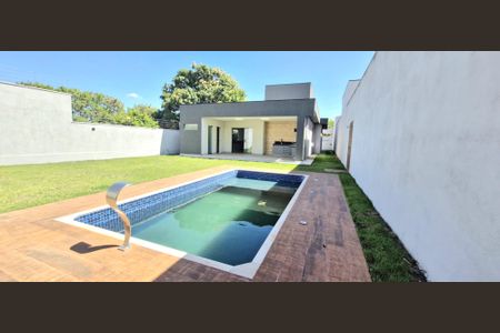 Casa à venda com 500m², 3 quartos e 4 vagas