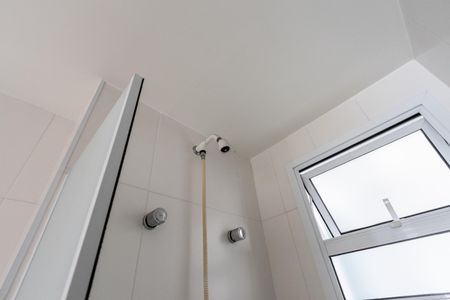 Apartamento à venda com 81m², 3 quartos e 2 vagasBanheiro do Corredor