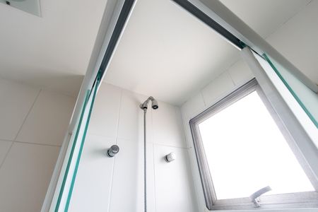 Apartamento à venda com 81m², 3 quartos e 2 vagasQuarto 1 - Banheiro da Suite