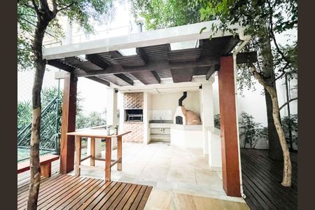 Apartamento à venda com 81m², 3 quartos e 2 vagasChurrasqueira