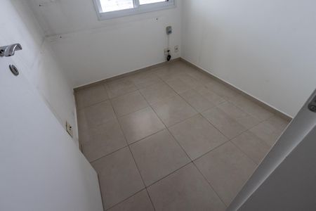 Apartamento à venda com 81m², 3 quartos e 2 vagasQuarto 3