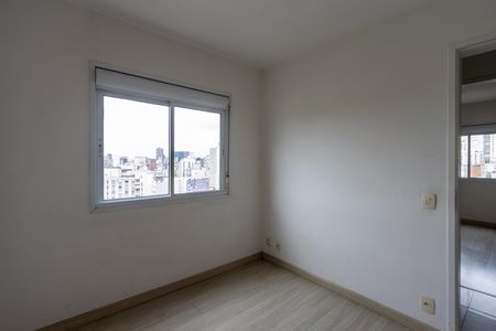Apartamento à venda com 81m², 3 quartos e 2 vagasQuarto 2