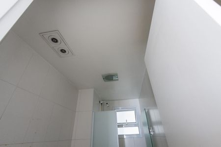 Apartamento à venda com 81m², 3 quartos e 2 vagasBanheiro do Corredor