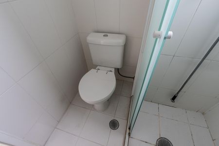 Apartamento à venda com 81m², 3 quartos e 2 vagasQuarto 1 - Banheiro da Suite